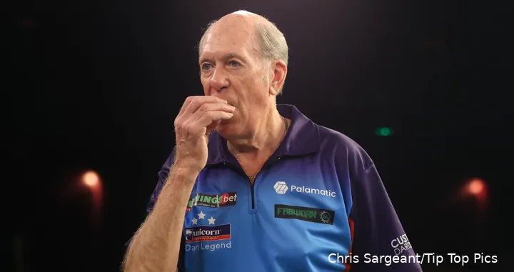 John Lowe at a seniors tour tournament