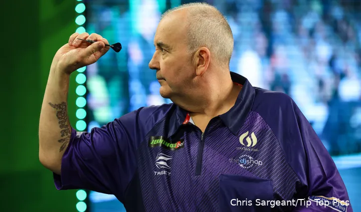 phil taylor 1 64f3cbf2a4812