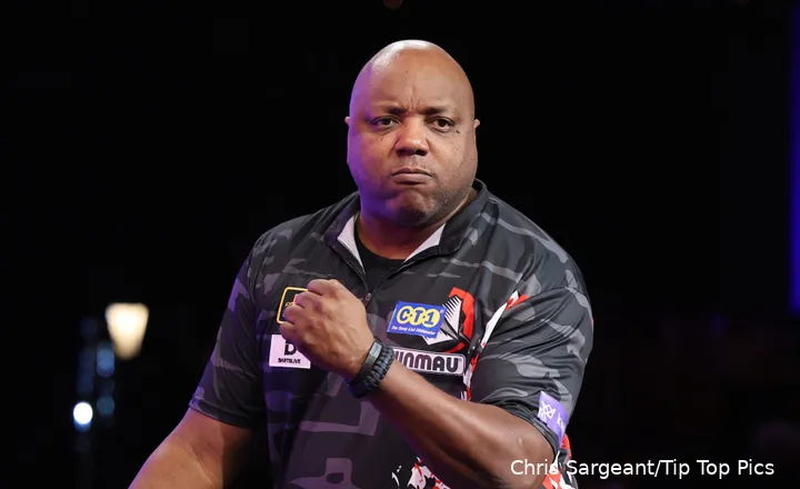 Leonard Gates in action