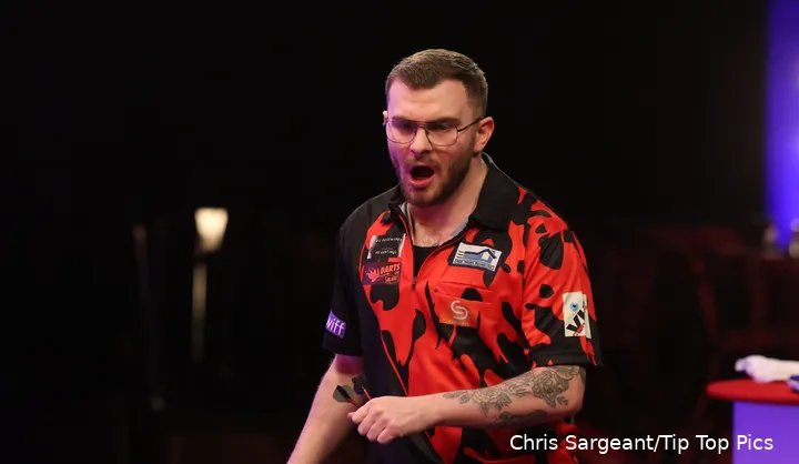 Sybren Gijbels will now face Benjamin Pratnemer at Lakeside.
