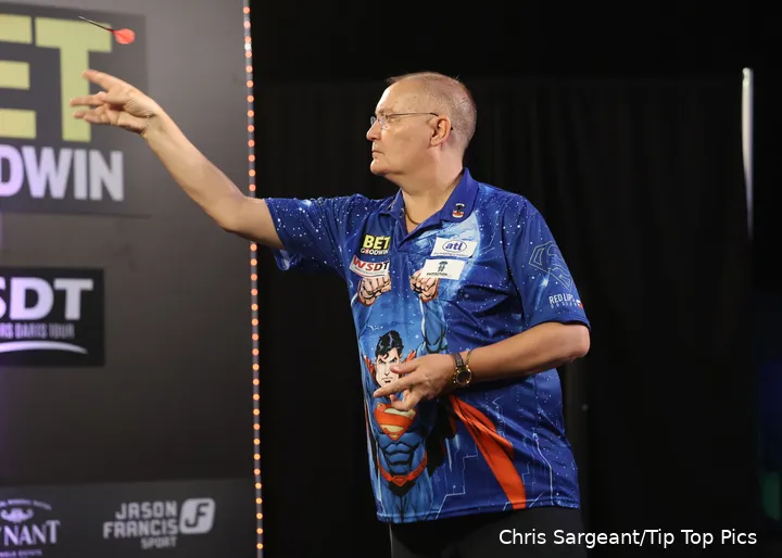 Matt Clark erneut siegreich auf der Lakeside-Bühne