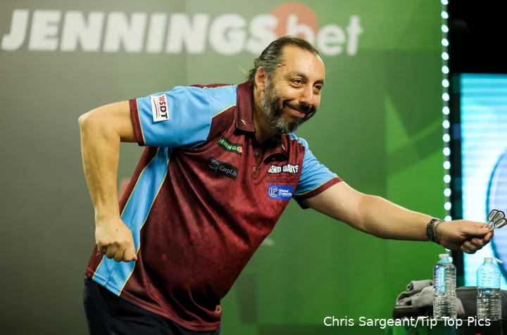 Richie Howson leidt voorlopig in Groep C van de MODUS Super Series