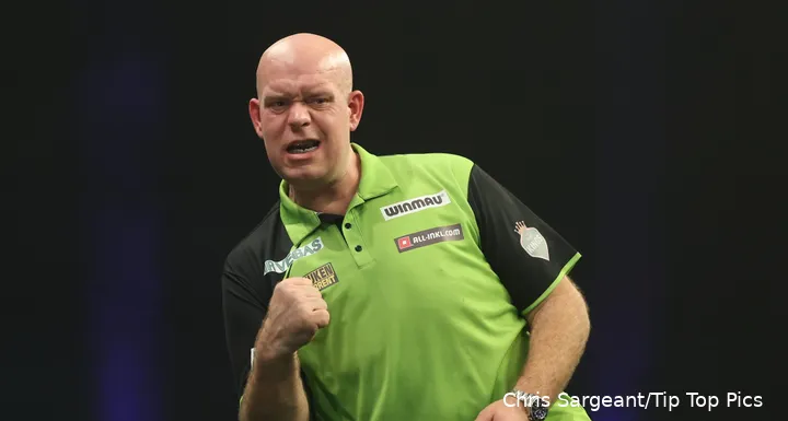 Michael van Gerwen krijgt ook een plaatsje in de top drie aller tijden van Russ Bray