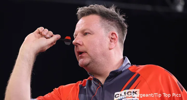 Mark Dudbridge in actie