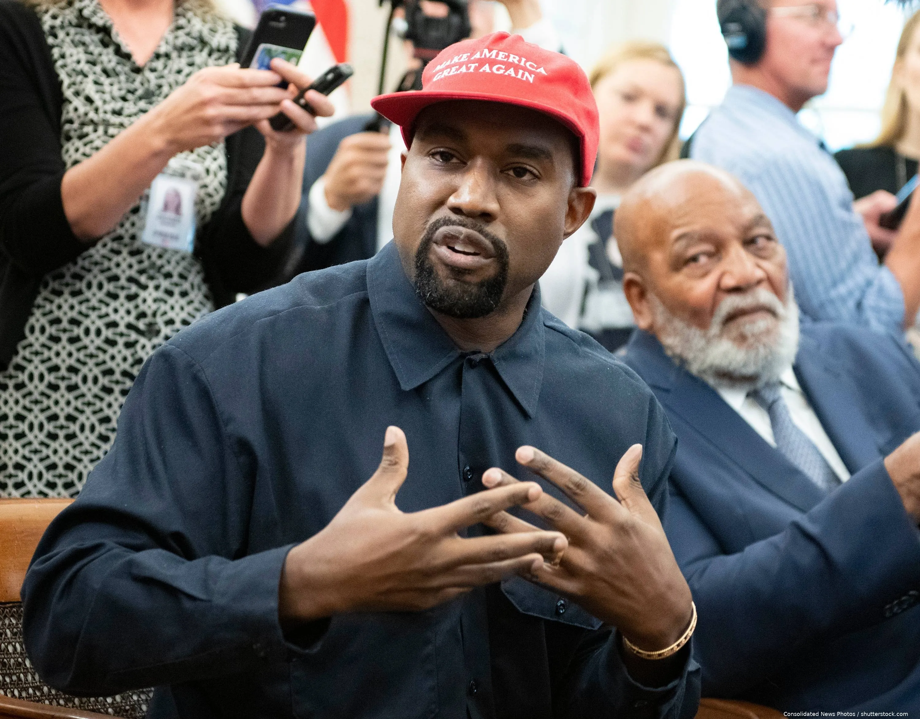 shutterstock_2274977203