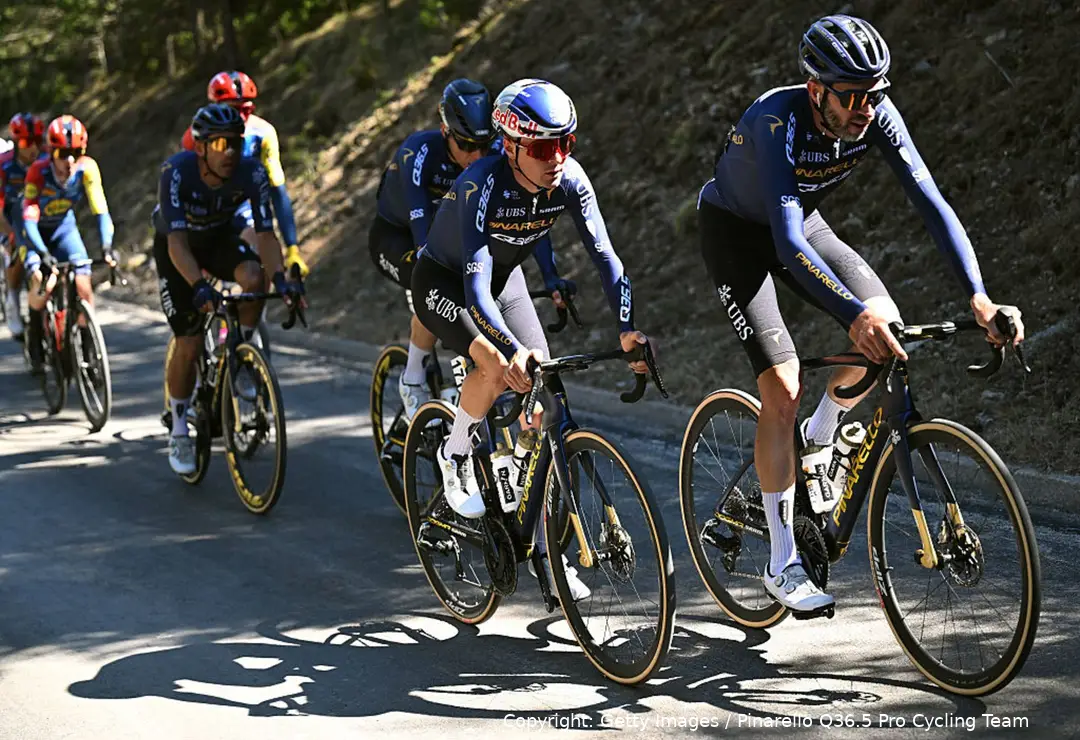 Tom Pidcock, líder del equipo Pinarello Q36.5 Pro Cycling Team