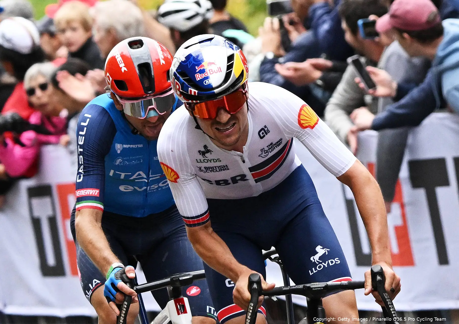 Tom Pidcock y Giulio Ciccone en acción en los Mundiales de Montreal 2026