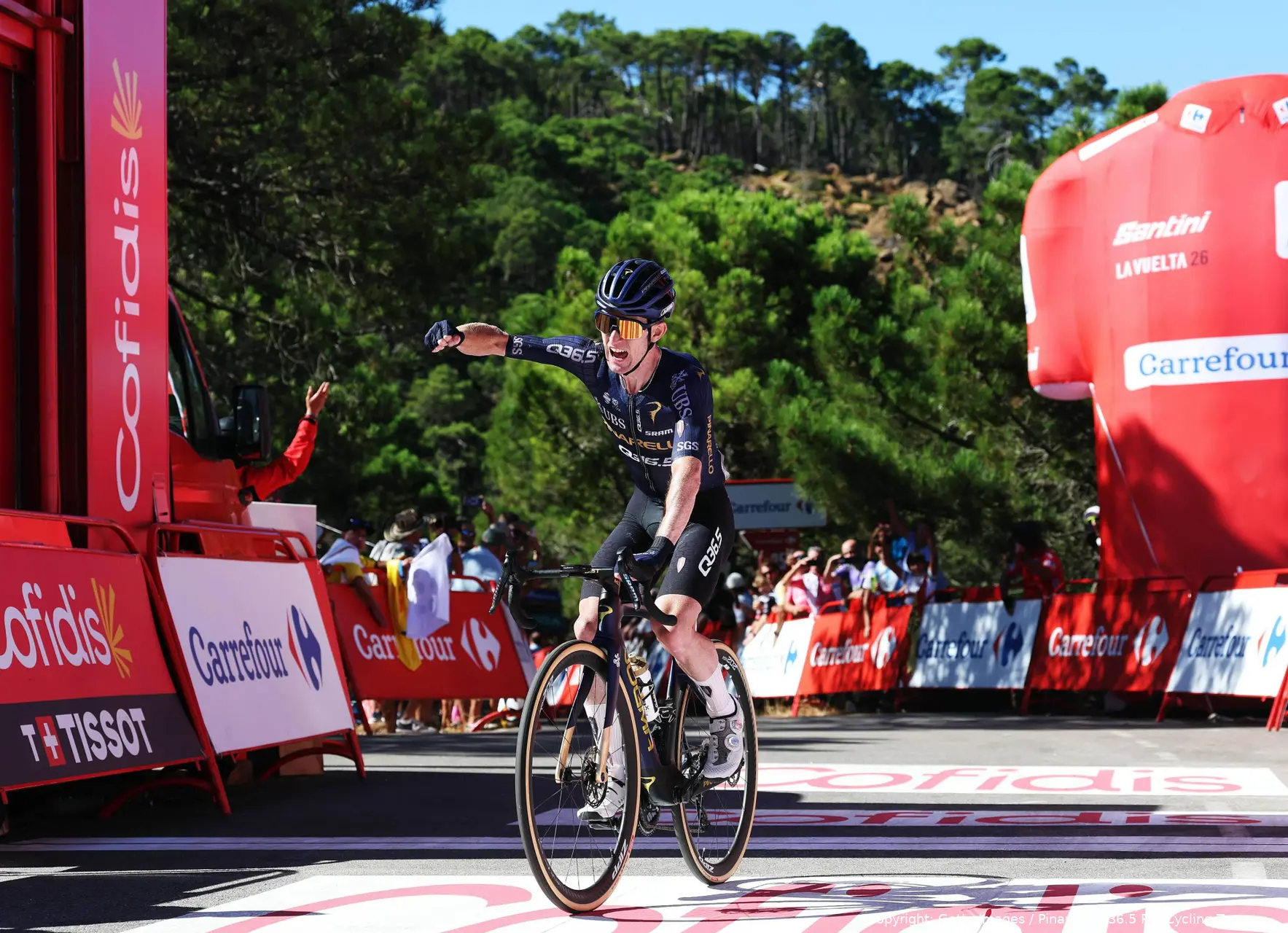 Eddie Dunbar wins Stage 19 of the 2026 Vuelta a Espana
