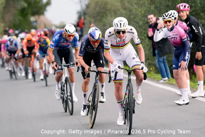 Tadej Pogacar attacks at Milano-Sanremo 2026 with Tom Pidcock and Mathieu van der Poel on his wheel