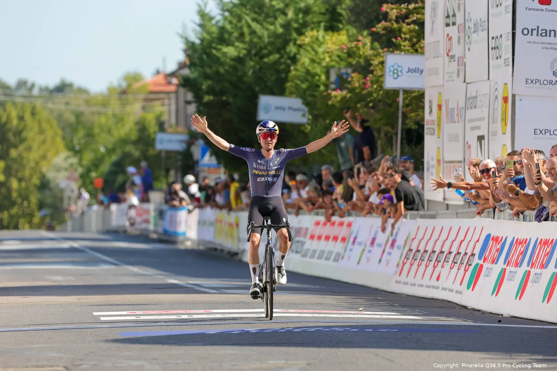 Tom Pidcock wins GP Industria & Artigianato 2026