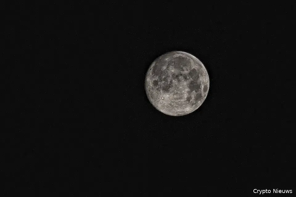 cryptocurrency moon