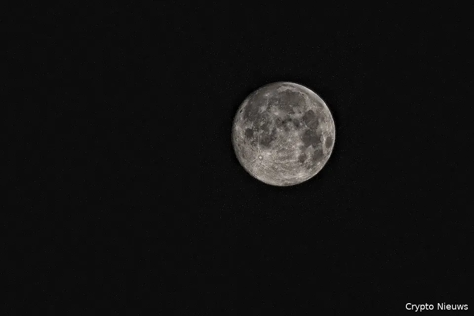 cryptocurrency moon
