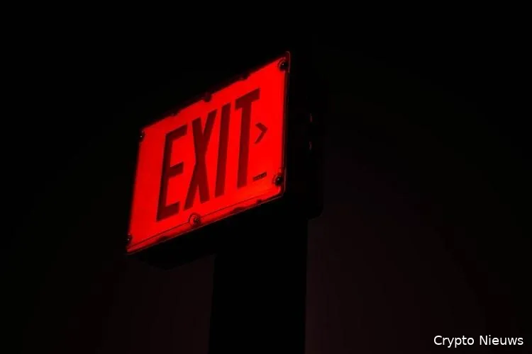 photo 1538273024145 22c489306cb9