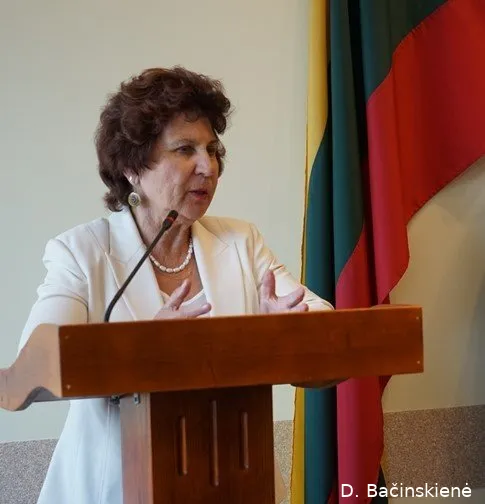 bacindsc03773 1326ss0