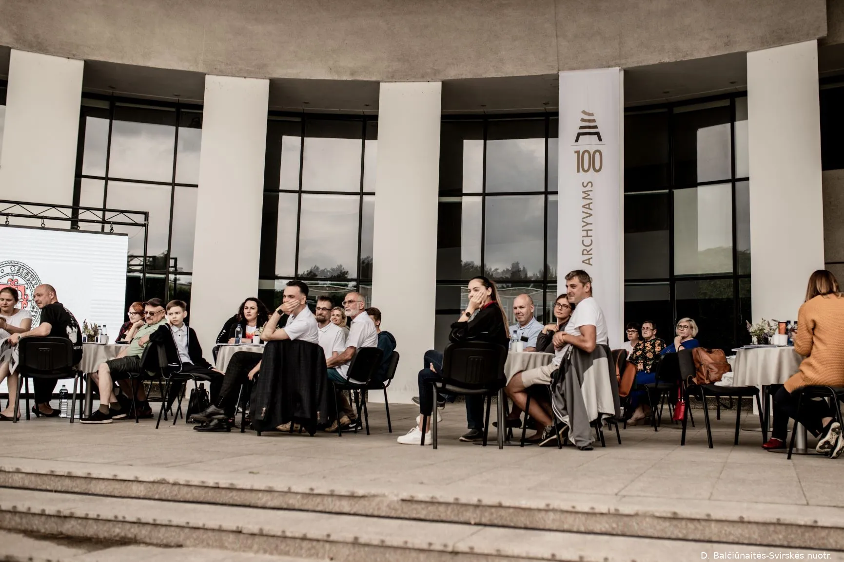 archyvu metai 6 misko mote