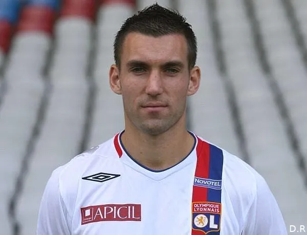 anthony reveillere ne doute pas 6866