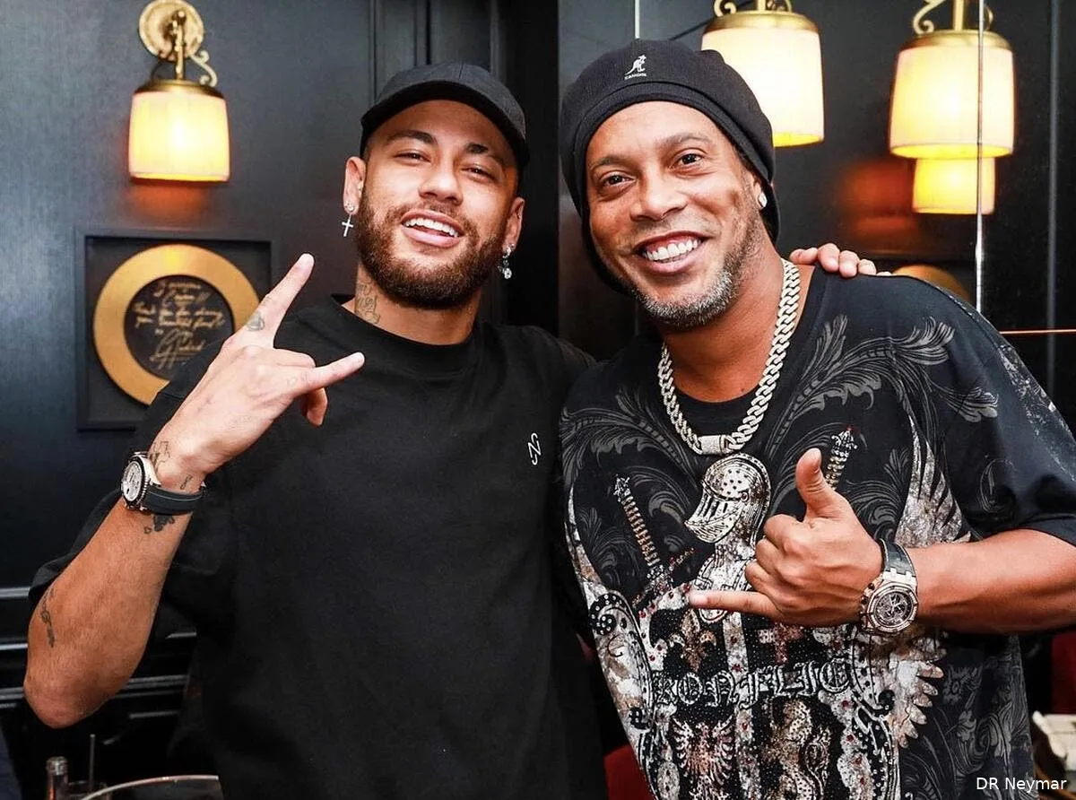 neymar se soigne avec ronaldinho dans la nuit parisienne neymar ronaldinho 326217