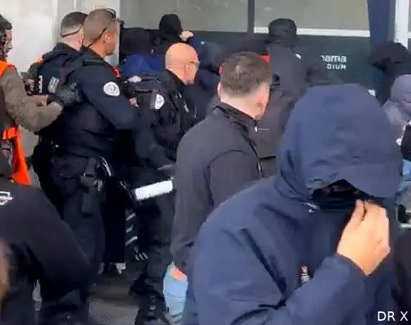 ol un stade ou le racisme vit bien lyon n en peut plus a la fin du match ol nantes des violences ont eclate entre des supporters lyonnais de groupes differents photo capture d ecran twitter 1728251459 382192