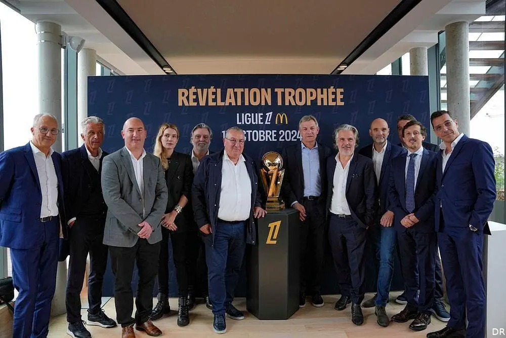 ol pierre sage jette un pave dans la mare large trophee conferencedepresse 29 60ba5168ef 382739