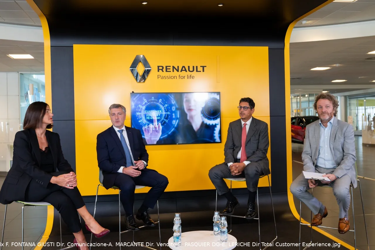 da dx f fontana giusti dir comunicazione a marcante dir vendite e pasquier dg e leriche dir total customer experiencejpg