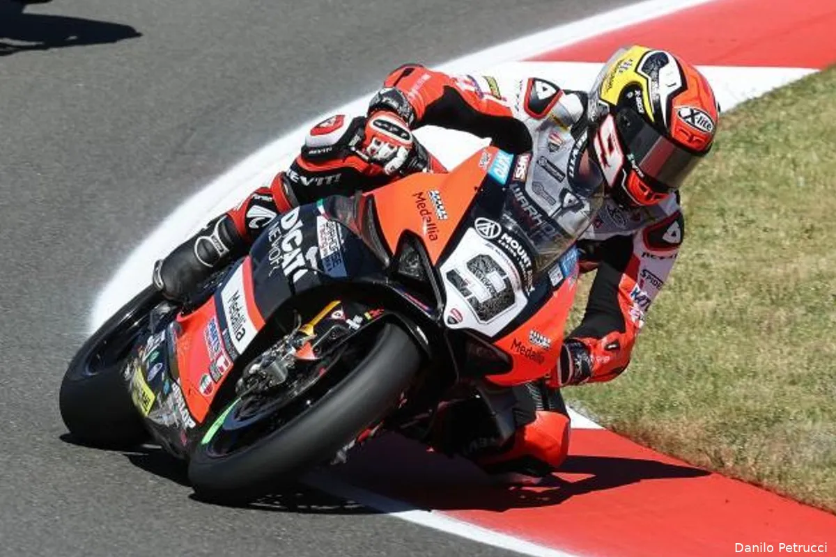 danilo petrucci 2022 action