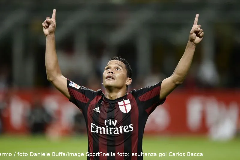 bacca milan esulta