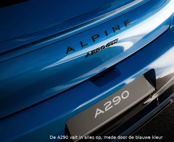 De A290 valt in alles op, mede door de blauwe kleur