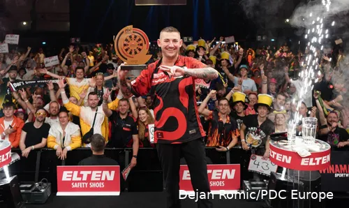 Nathan Aspinall gewann am vergangenen Wochenende die European Darts Open