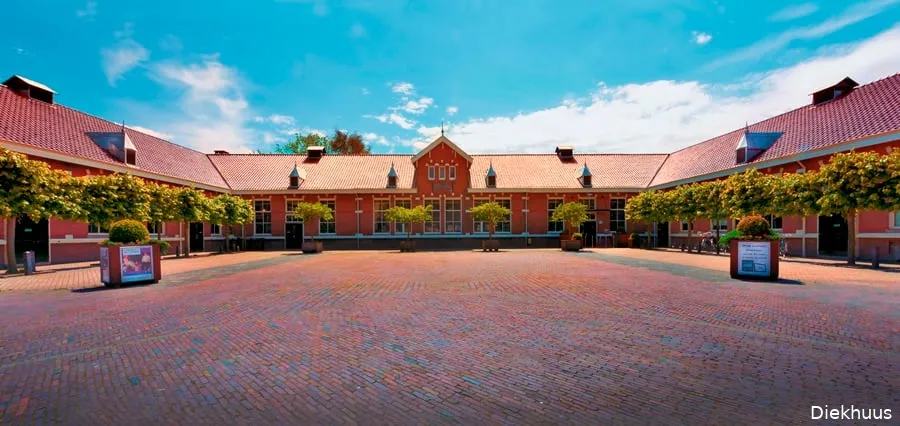 Derek Otte met spoken word-voorstelling Landverrader