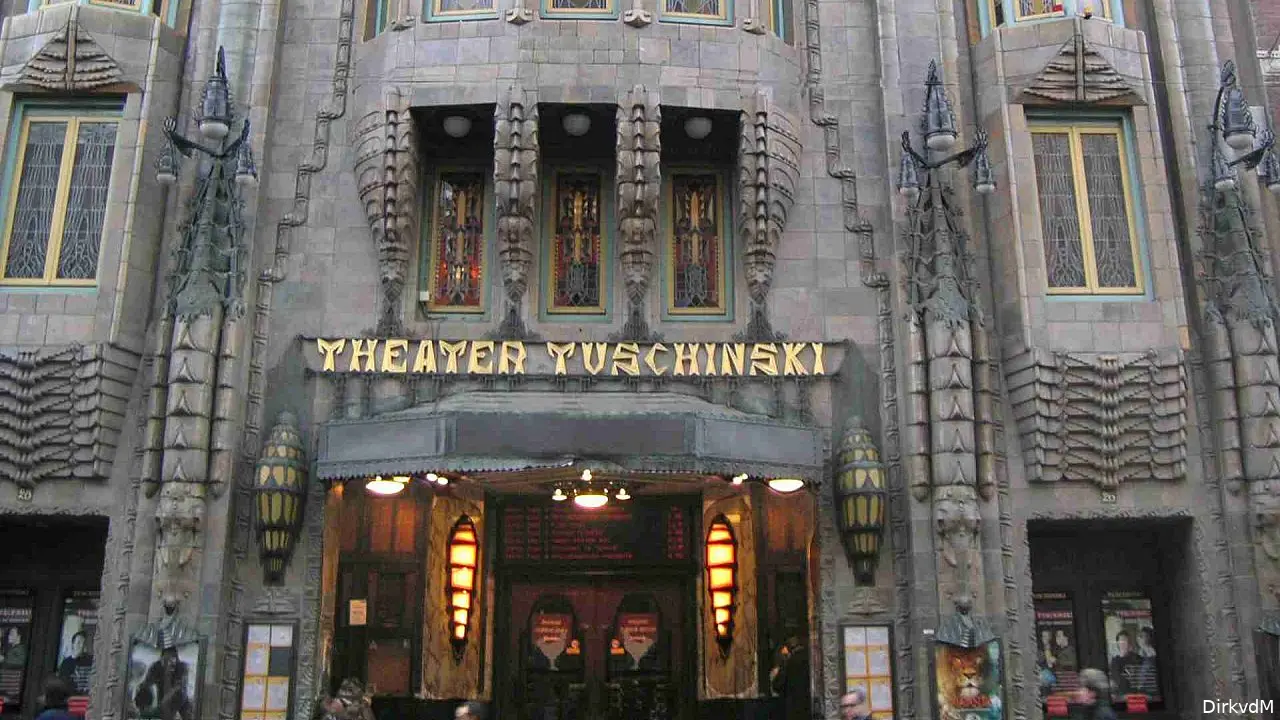 tuschinski frontf1614338457