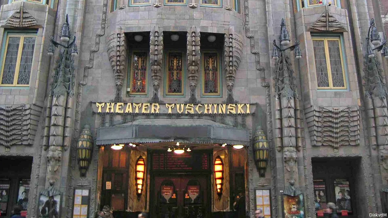 tuschinski frontf1614338457