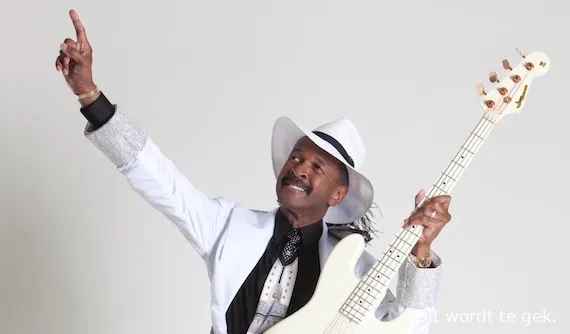 larry graham1