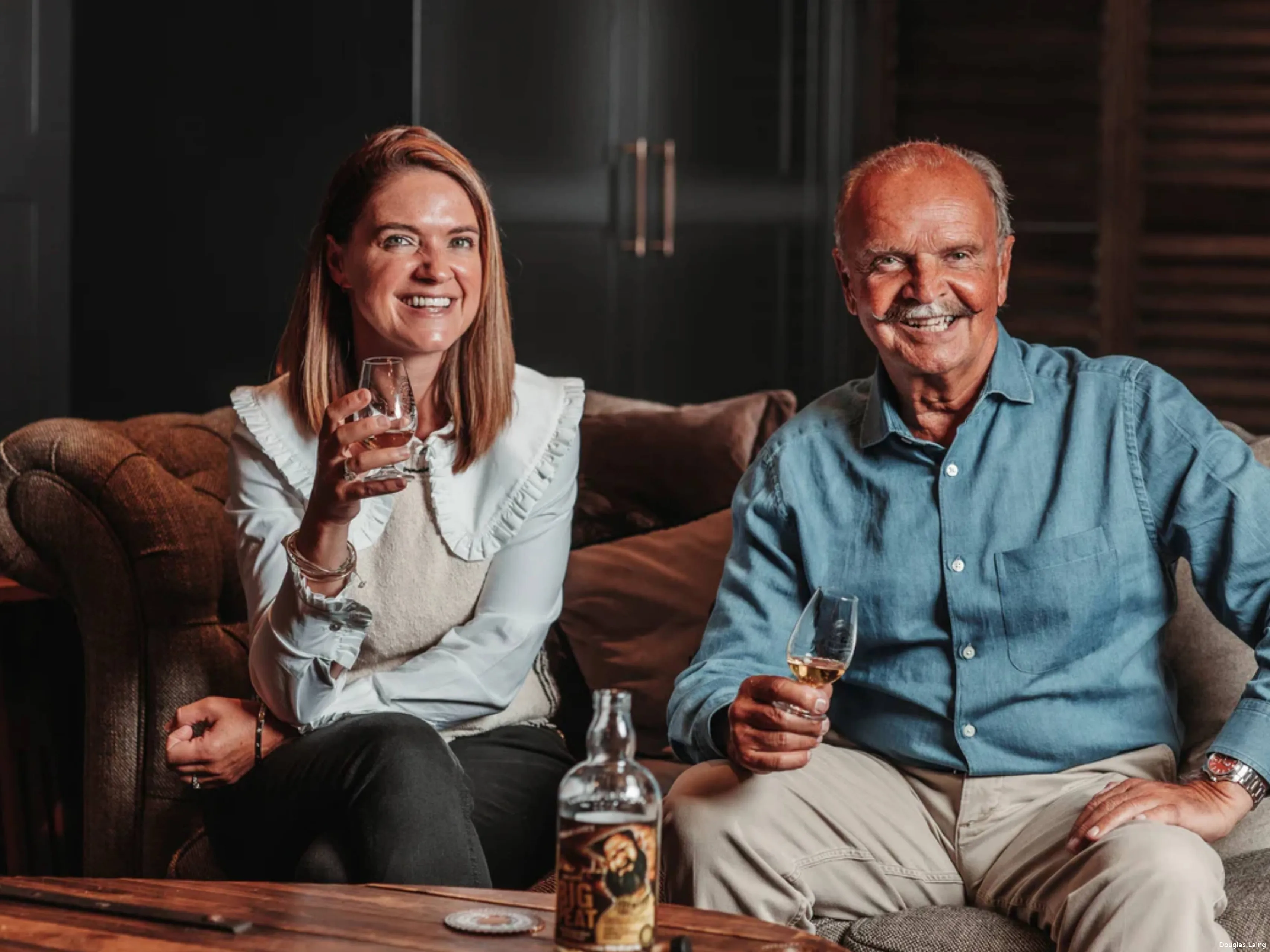 douglas-en-cara-laing