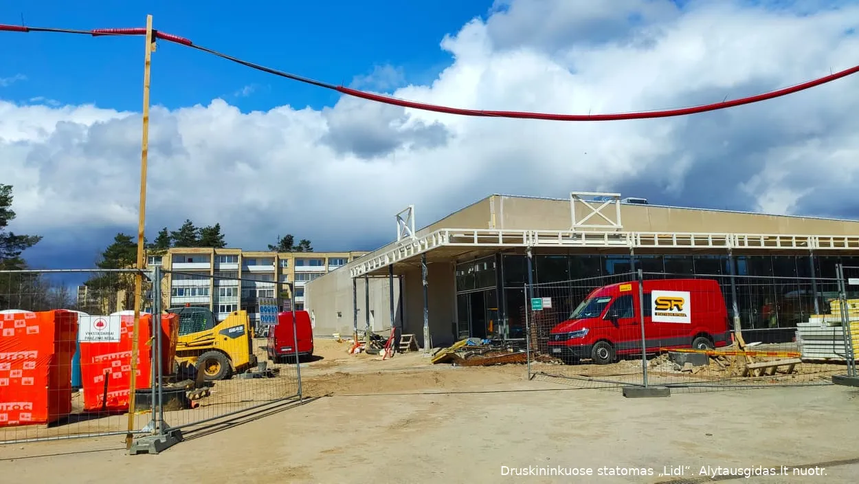 183512821 1386309588399659 432720264209484449 n