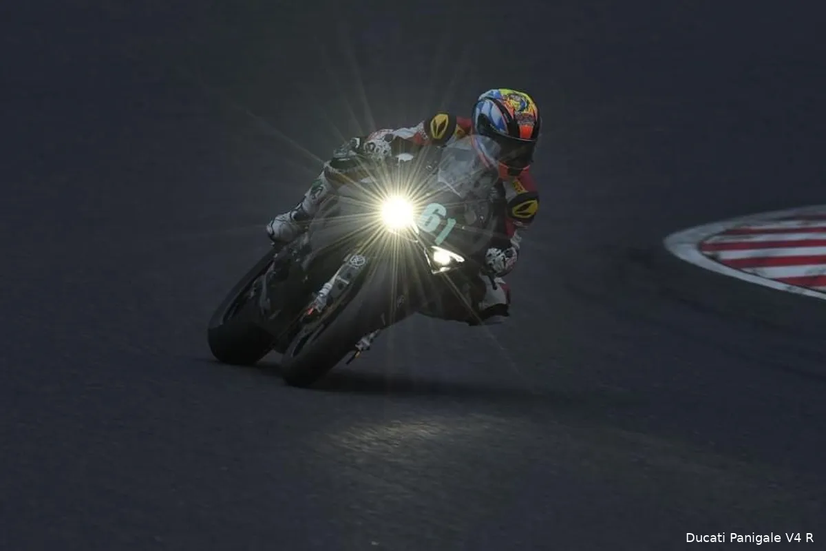 ducati de light suzuka 8 hours 2022