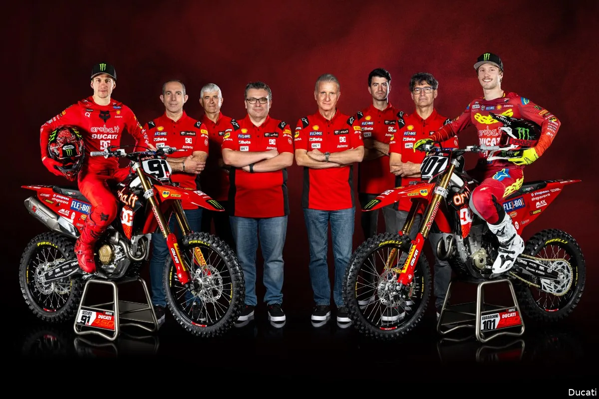 aruba ducati factory mx team 2025 motocross mxgp