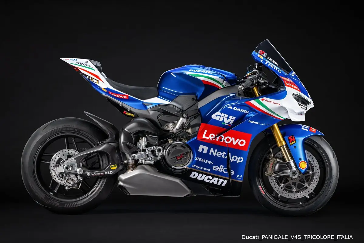 ducati panigale v4s tricolore italia