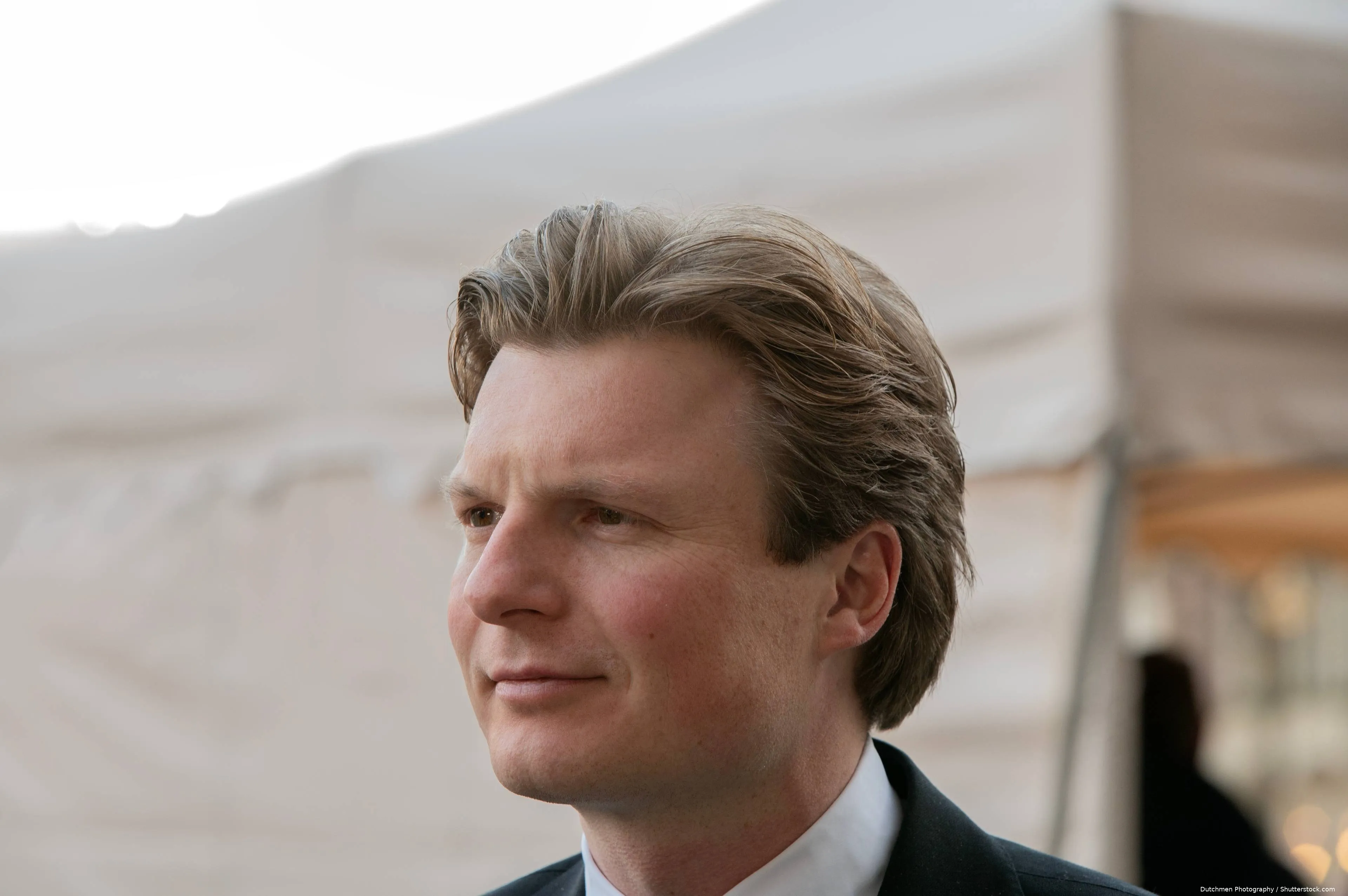 shutterstock_2571280189