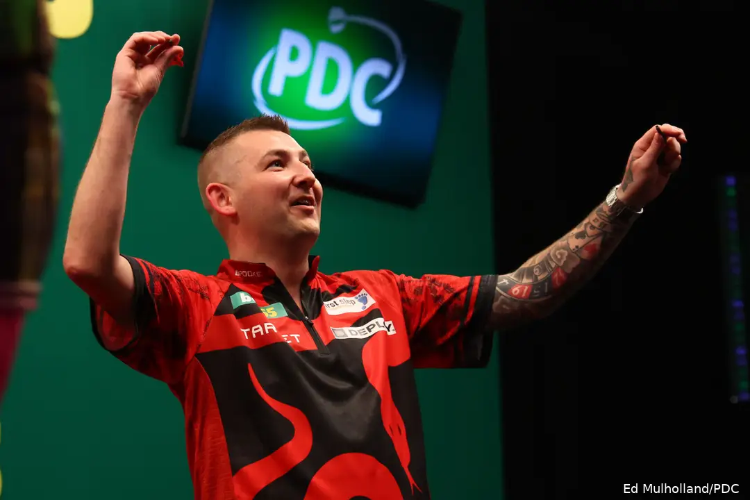Nathan Aspinall treft in de volgende ronde Michael Smith