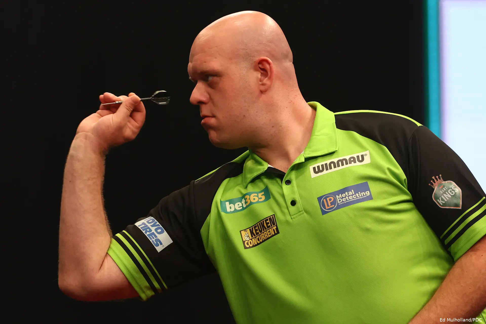 michael van gerwen r1 us darts masters 1