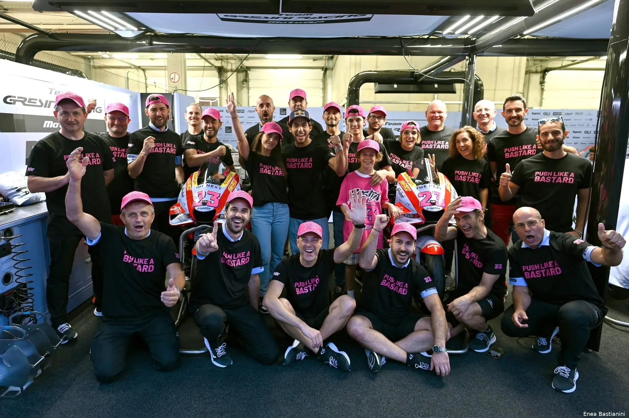 8cb23d58 e671 4f19 acc2 70d8272ab606