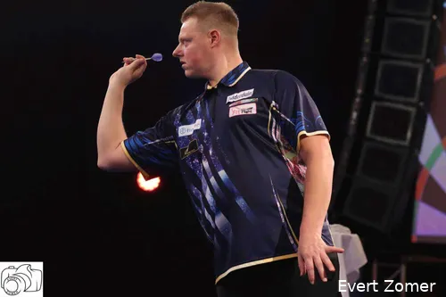 Jeffrey Sparidaans feiert ersten Lakeside-Sieg seiner Karriere