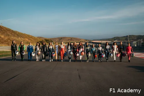 F1 ACADEMY Rookie Test - Rookies (1)