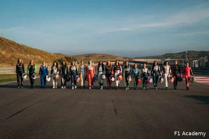 F1 ACADEMY Rookie Test - Rookies (1)