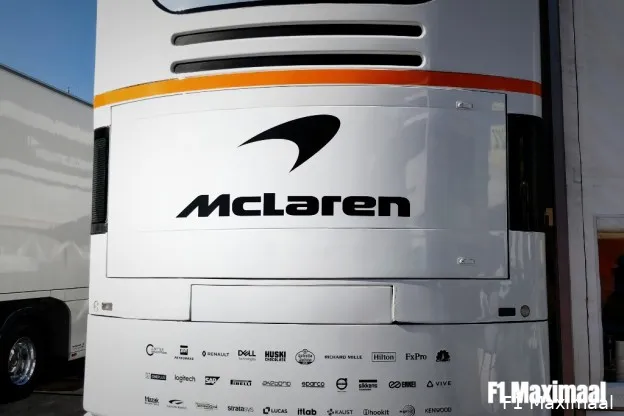 McLaren de ferran paddock barcelona team