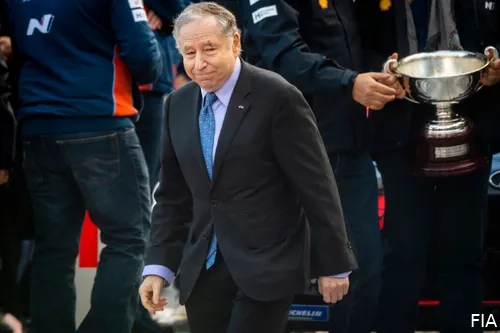 142552_d8deb49b9286f24056e3789eca7dfe36