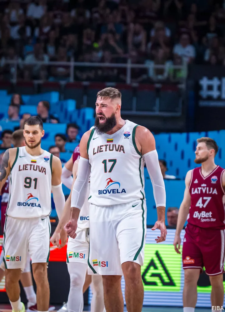 Jonas Valanciunas