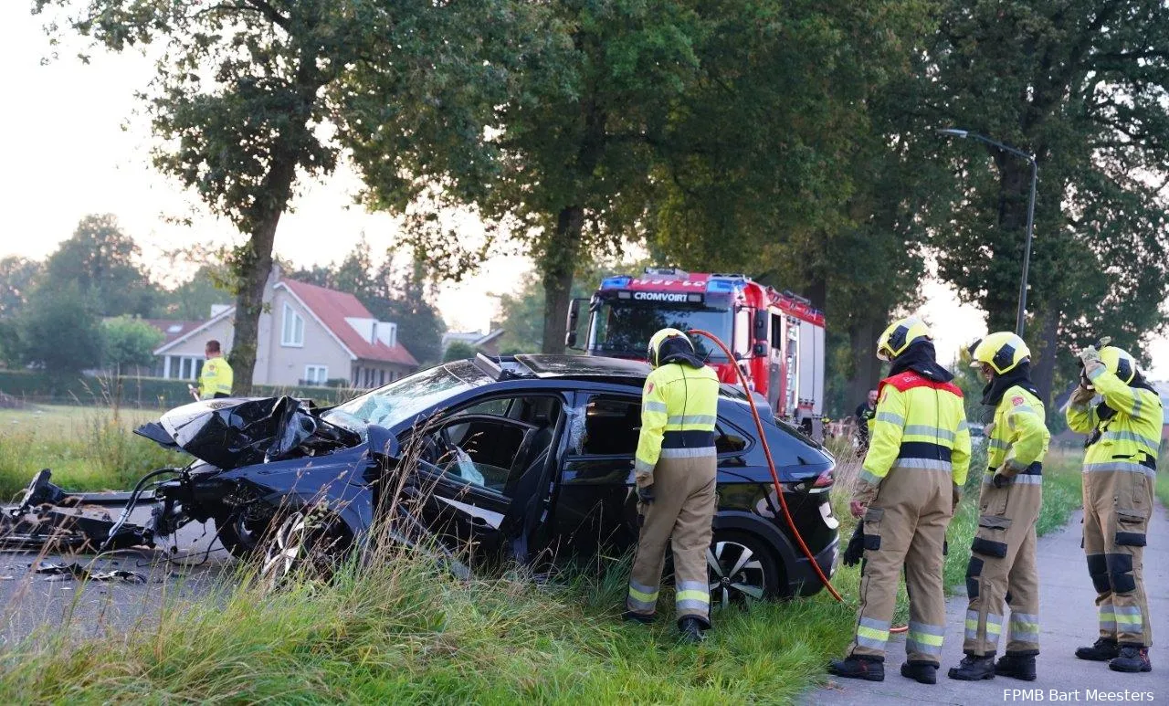 2024 07 20 meesters muilti media fotos ongeval nieuwkuijkseweg helvoirt politie trekt wapens9