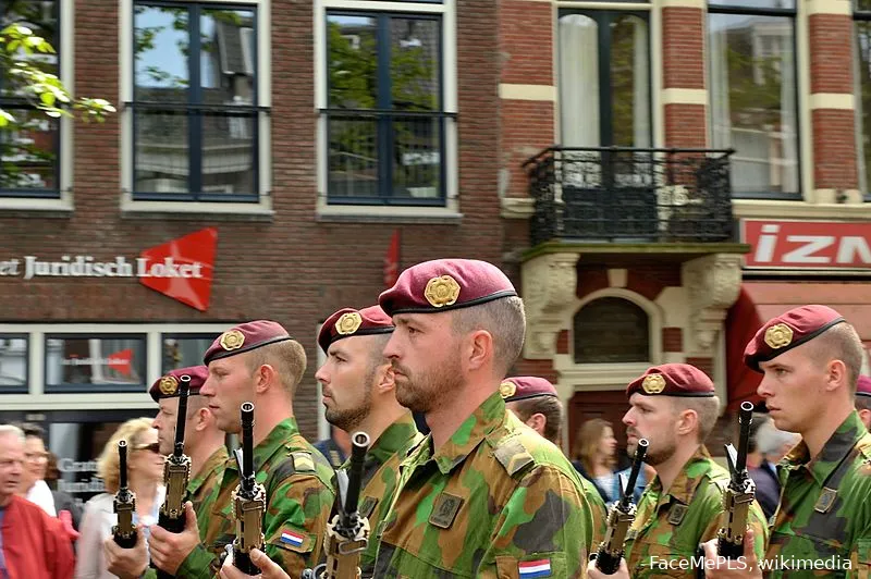 regiment van heutsz veteranendag 2014 facemepls wikimedia