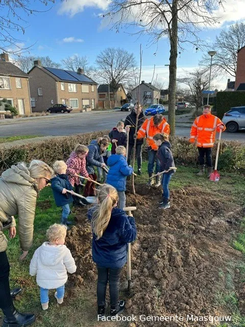 bomen planten kinderen fb